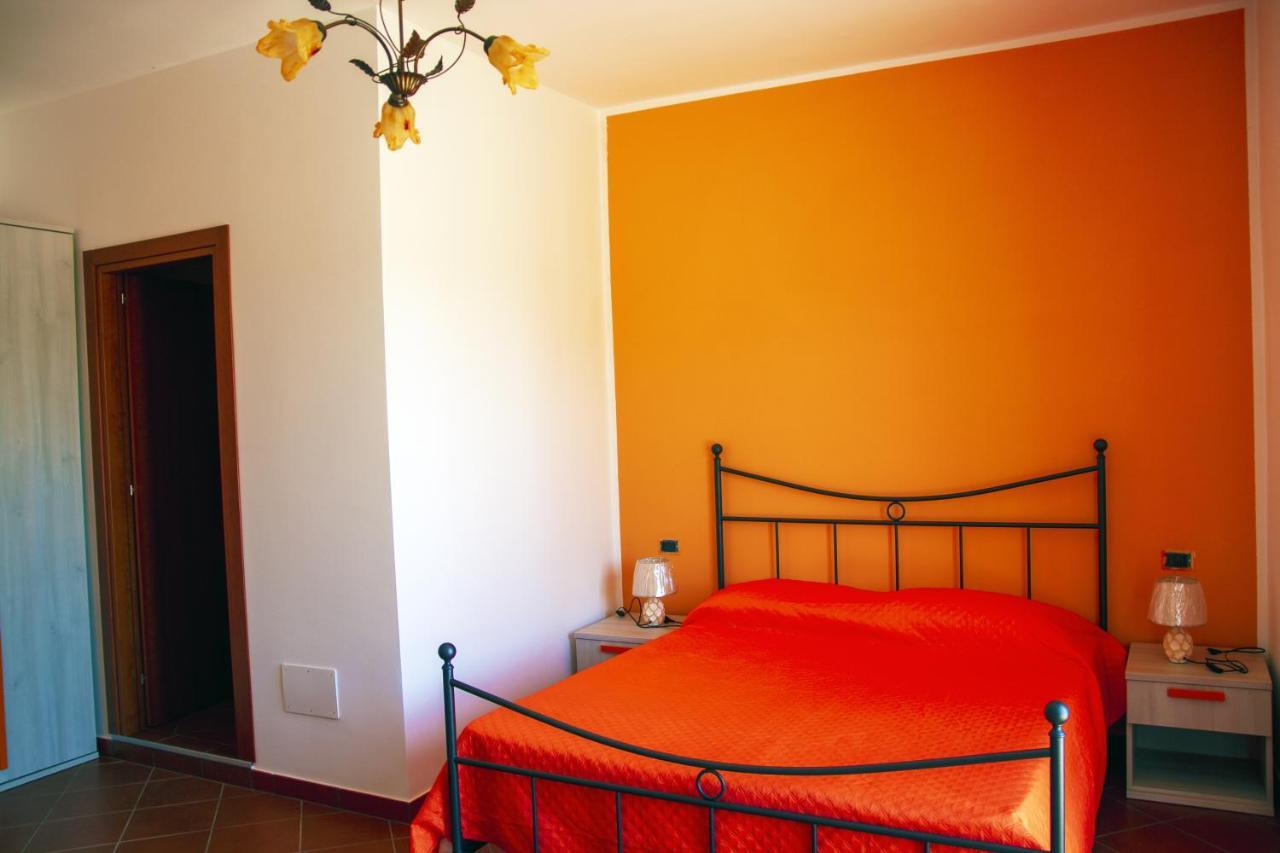 Bed and Breakfast La Casa Sulla Collina à Altavilla Silentina Extérieur photo